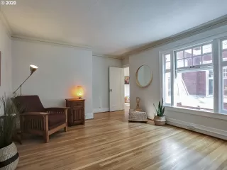 Photo #1: 20587076 Listing