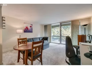 Photo #1: 20587129 Listing 