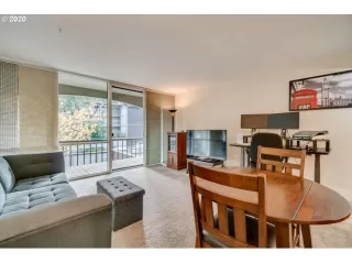 Photo #2: 20587129 Listing 