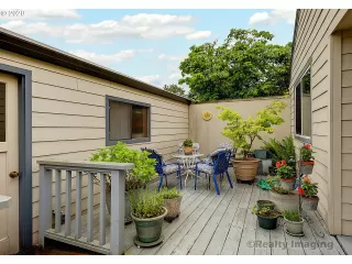 Photo #4: 20587649 Listing 