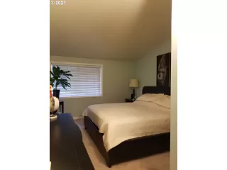 Photo #2: 20588375 Listing