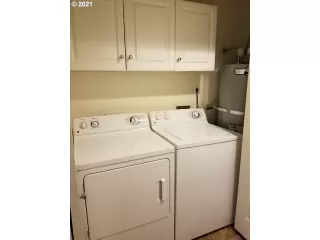 Photo #3: 20588375 Listing