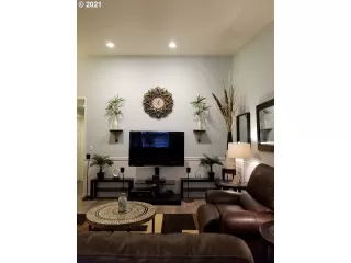 Photo #6: 20588375 Listing