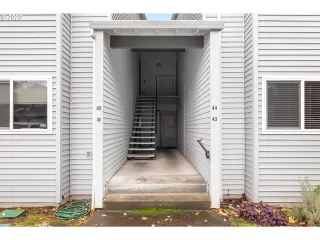 Photo #1: 20588571 Listing