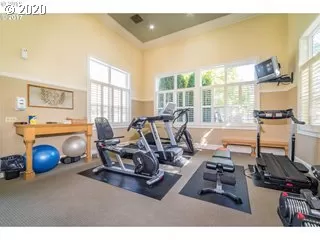 Photo #3: 20589401 Listing