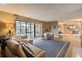 Photo #3: 20590034 Listing 
