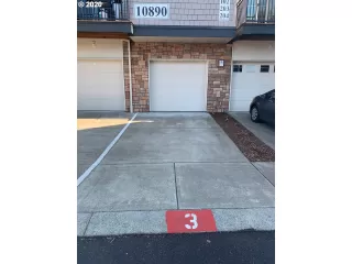 Photo #1: 20590425 Listing