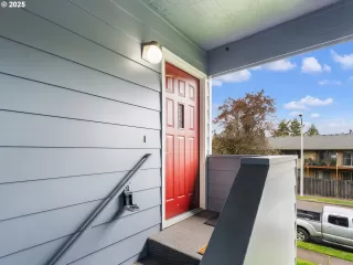 Photo #1: 205921612 Listing