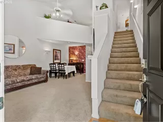 Photo #5: 20592871 Listing 