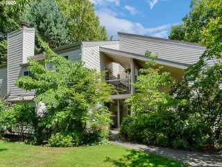 Photo #1: 20594377 Listing 