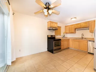 Photo #3: 20594730 Listing 