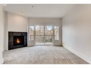 Photo #5: 20595191 Listing 
