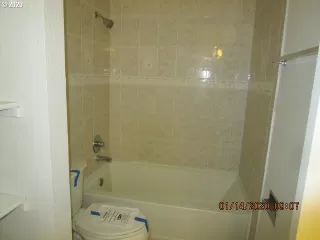 Photo #3: 20595867 Listing