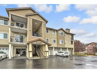 Photo #1: 20595894 Listing 