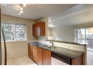 Photo #4: 20595894 Listing 