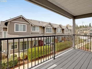 Photo #5: 20596095 Listing 