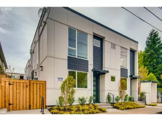 Photo #4: 20596490 Listing