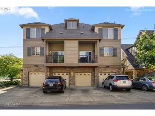 Photo #3: 20596843 Listing