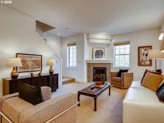 Photo #2: 20598556 Listing 