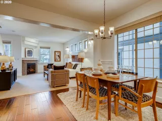 Photo #6: 20598556 Listing 