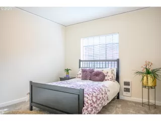 Photo #1: 20599268 Listing