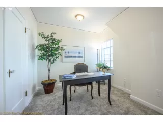 Photo #3: 20599268 Listing