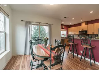 Photo #3: 20599374 Listing 