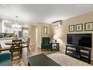 Photo #3: 20599732 Listing