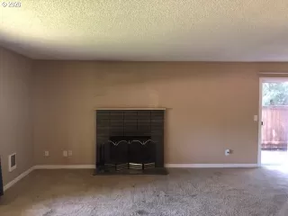 Photo #3: 20600049 Listing