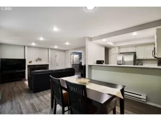 Photo #2: 20600400 Listing 