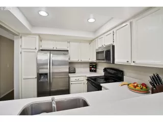 Photo #6: 20600400 Listing 
