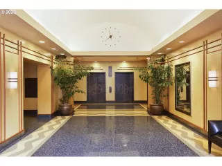 Photo #3: 20600453 Listing 