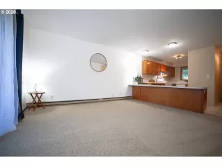 Photo #3: 20600545 Listing