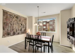 Photo #1: 20601096 Listing 