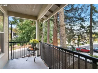 Photo #5: 20601096 Listing 