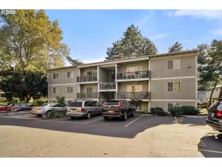 Photo #1: 20601445 Listing 