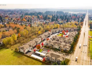 Photo #3: 20602693 Listing