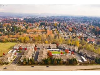 Photo #5: 20602693 Listing