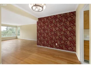 Photo #3: 20603078 Listing