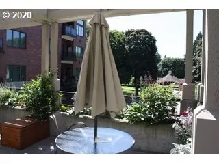 Photo #2: 20604014 Listing