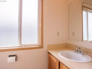 Photo #2: 20604144 Listing