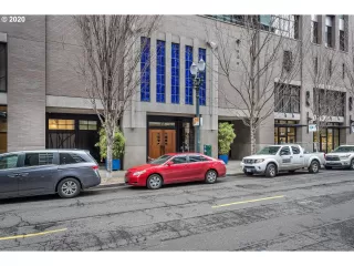 Photo #1: 20604332 Listing 