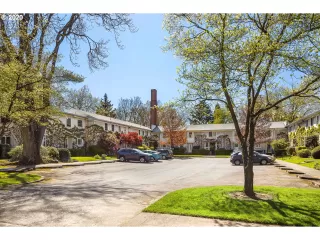 Photo #1: 20605753 Listing