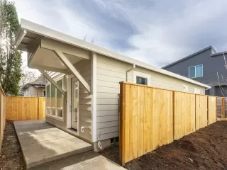 Photo #4: 20606382 Listing 