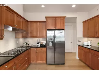 Photo #1: 20607145 Listing 
