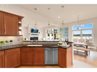 Photo #3: 20607145 Listing 