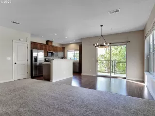 Photo #6: 20609563 Listing 