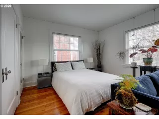 Photo #1: 20610208 Listing