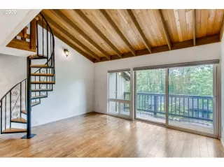 Photo #2: 20610420 Listing 