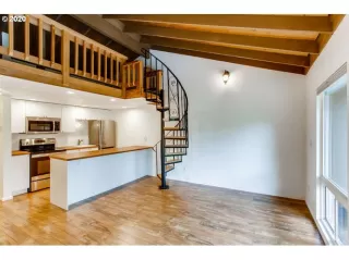 Photo #5: 20610420 Listing 